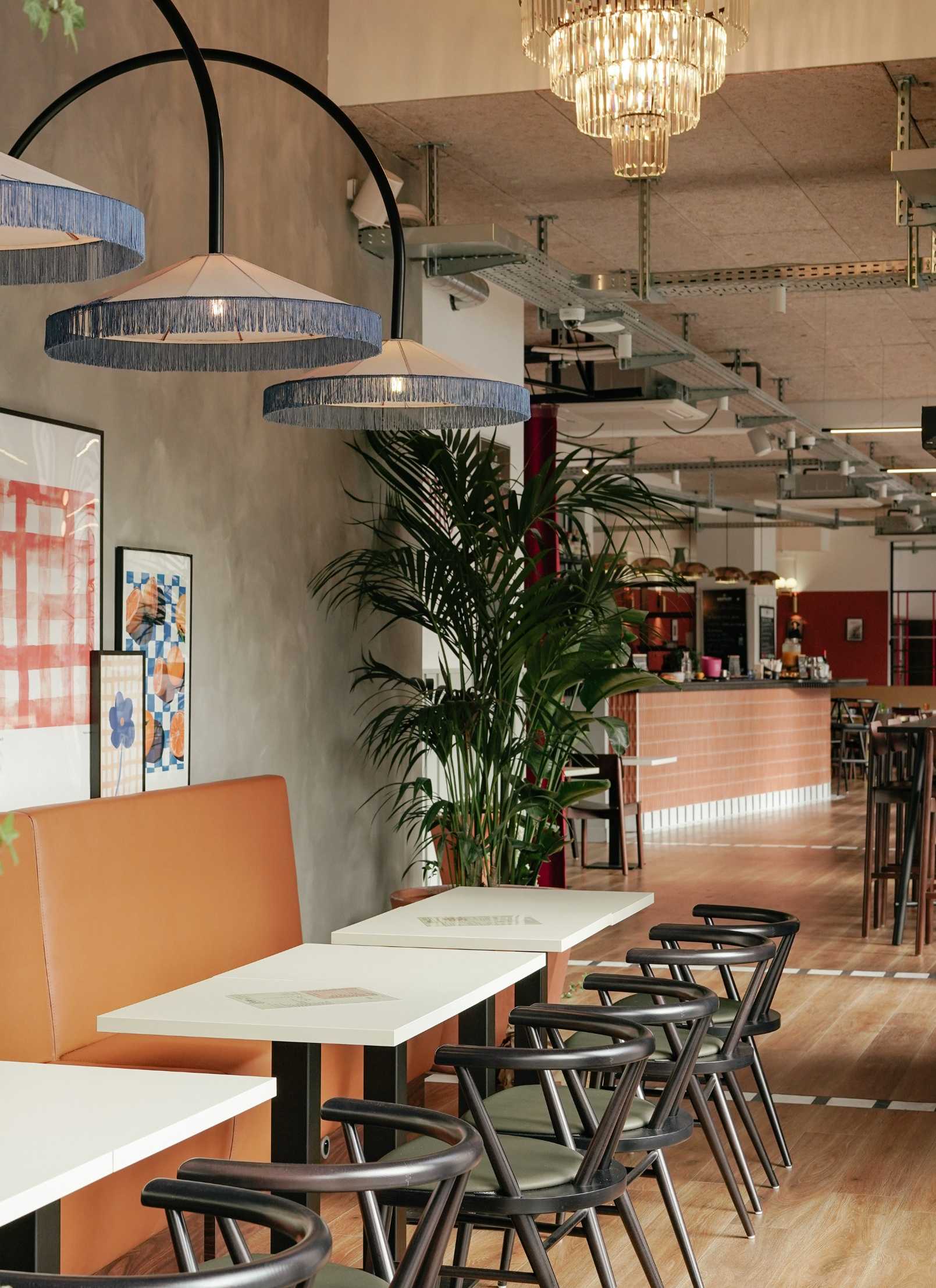 Restaurant rénové par un architecte spécialiste de l'architecture commerciale