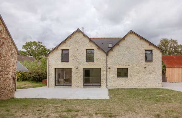 Rénovation d’une maison ancienne en Bretagne par un architecte d'intérieur